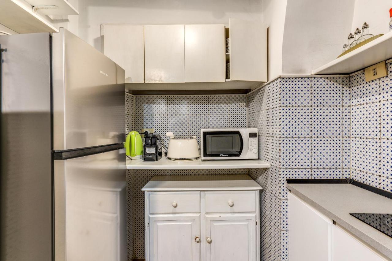 Lovely Spacious Apartment Near The Colosseum Roma Esterno foto